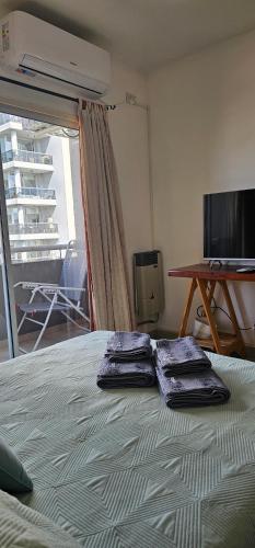 One-Bedroom Apartment image 3