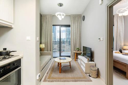 Stylish and Versatile for Business or Leisure, Dubai (photo 6)