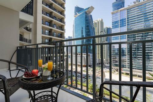 Stylish and Versatile for Business or Leisure, Dubai (photo 7)