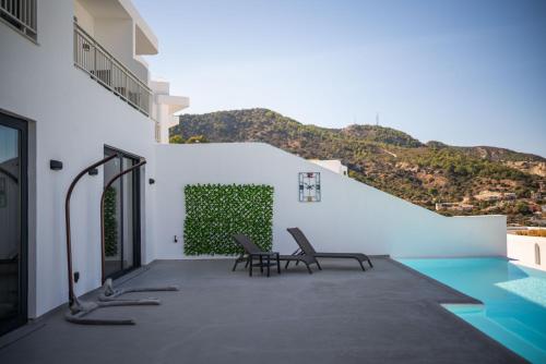 Villa Carpe Diem - infinity pool and stunning sea view