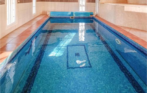 Swimming pool, Amazing Home In Kopingsvik With Sauna in Kopingsvik