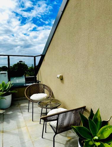 Position Perfection- Mornington in Mornington