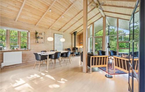  Three-Bedroom Holiday Home In Oksbol in Oksbøl