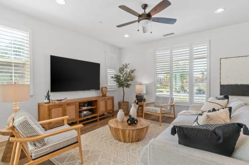 Desert Mirage by VARE 3Bd2B Loft PoolSpa Gym PGA West in La Quinta, USA