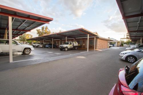 61630991 Harvest Lodge Motel - Gunnedah