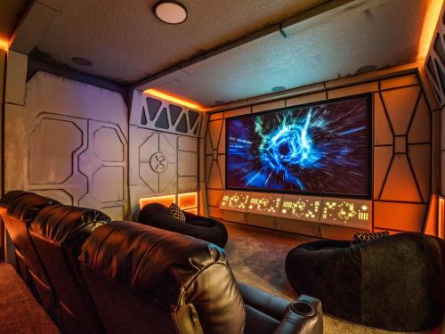 Last Minute Disney Getaway! Private Pool, Hot Tub & Games Room. Book Now! #97171 in Davenport, USA