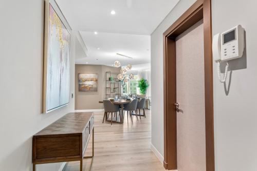 Sophisticated 3 Bed Palm Jumeirah w Beach Access, Dubaj (zdjęcie 9)