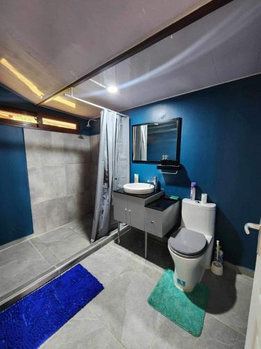 Bad, Te Ika Nui Lodge in Taravao