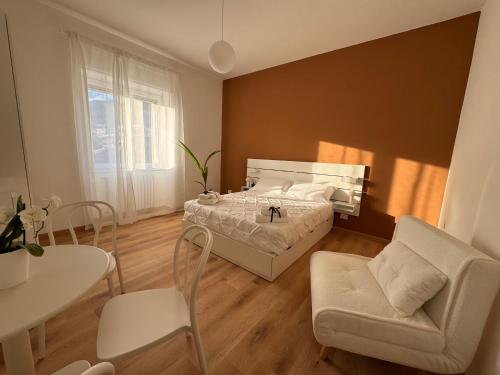 1 double bed, 1 sofa bed
