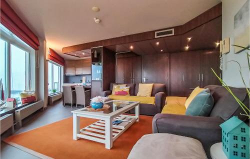  Beautiful Apartment In Cadzand-Bad With Wifi in Cadzand-Bad