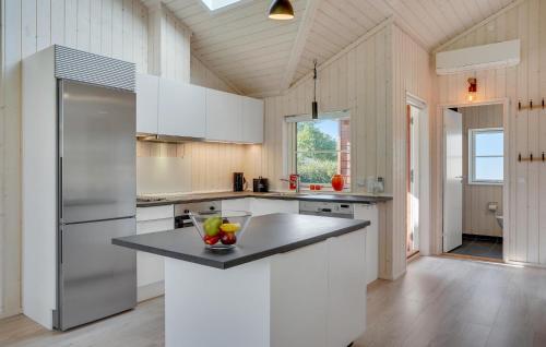 Kitchen, Lovely Home In Skælskør With Kitchen in Skaelskor