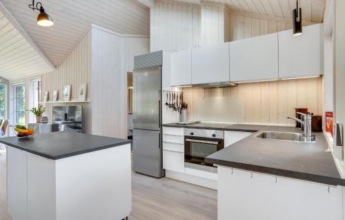 Kitchen, Lovely Home In Skælskør With Kitchen in Skaelskor