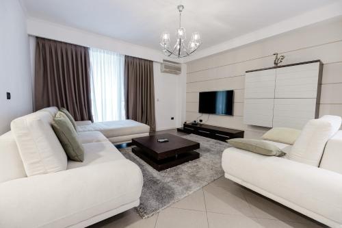 Superior Apartment image 7