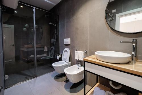 Boutique Hotel Whisky, Тирана (фото 6)