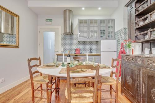 Heart of Pamplona Apartments IV - image 10