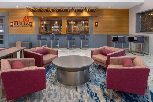 DoubleTree Suites by Hilton Mount Laurel - image 8