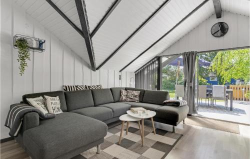  Stunning Home In Rødby With Kitchen in Rødby