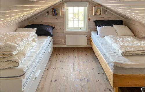 5 Bedroom Gorgeous Home In Sjusjøen in 斯幽斯耶恩