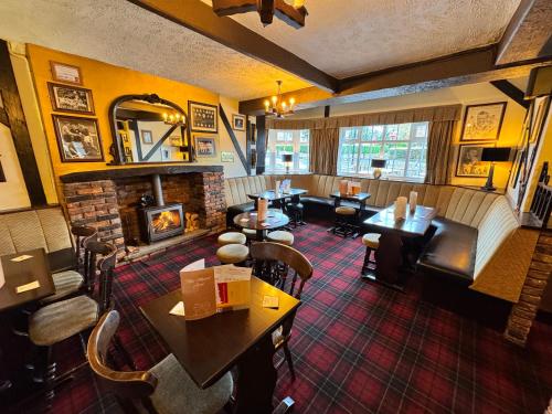 New Masons Arms - image 2