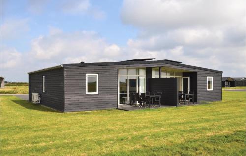  Two-Bedroom Holiday Home Ringkøbing 07 in Søndervig