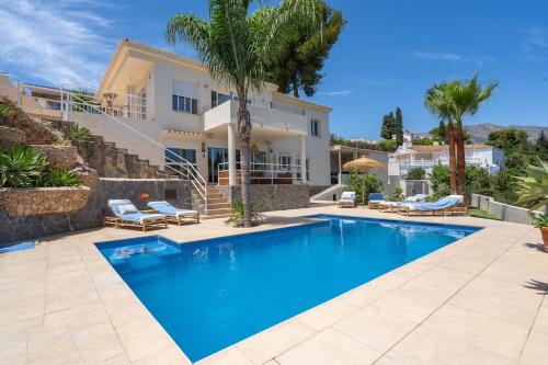 Luxurious Villa Casa Feliz - Campo de Mijas – khách sạn tại La Sierrezuela