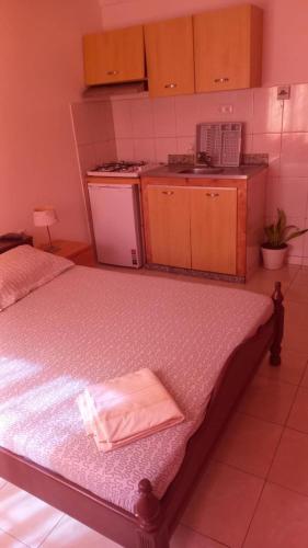 1 double bed
