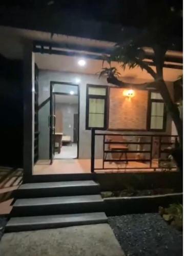 Exterior view, Lanta KS Garden in Baan Loh Du Yong