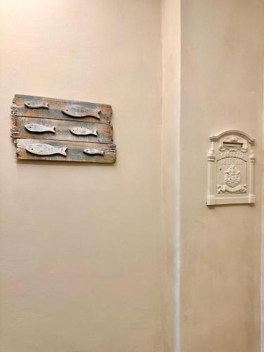 Hostdomus - Smeraldo Suite - Seafront apartment - BIKE ROOM, Finale Ligure (foto 5)