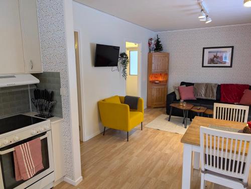 공용 라운지/TV 시청 구역, Hel stuga nära Vindelälven i Lappland (Hel stuga nara Vindelalven i Lappland) in 소르셀레