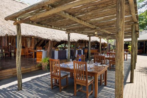 Φαγητό και ποτό, Elephant Valley Lodge in Κασάνε