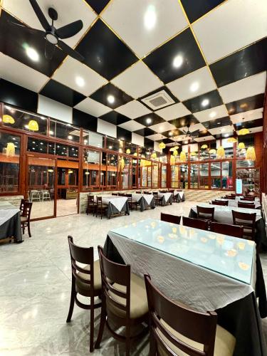 Restaurant, Sunny Garden Riverside Hotel Ninh Binh in Ninh Bình