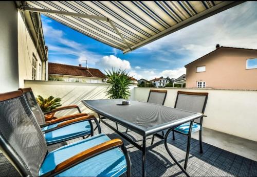 Apartment Sveto - 400 m from beach - image 12