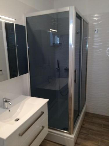 Apartment Sveto - 400 m from beach - image 8