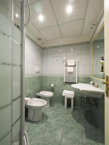 Hotel Osimar - image 10