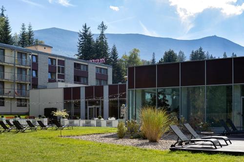 卡尔帕奇斯卡尔尼美居酒店