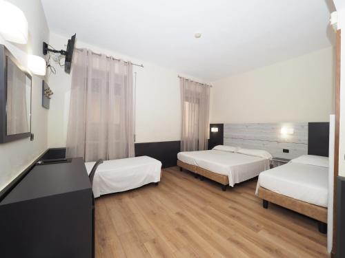 Hotel Osimar - main image