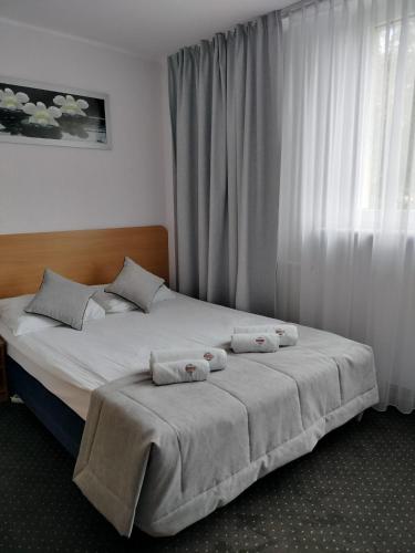 1 double bed
