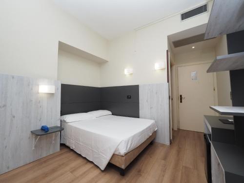 Hotel Osimar - image 8