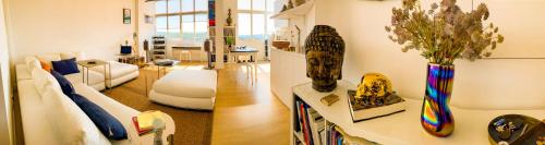 Ideally located with perfect views Ideally located with perfect views