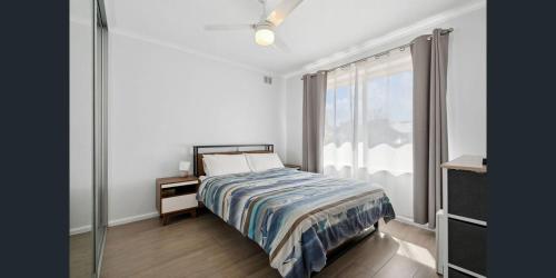 Holiday Rentals in Mitchell Park