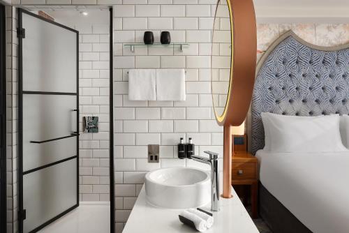 Hard Rock Hotel Dublin - image 14