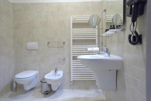 Hotel Royal Room Type - Suite with Spa Bath