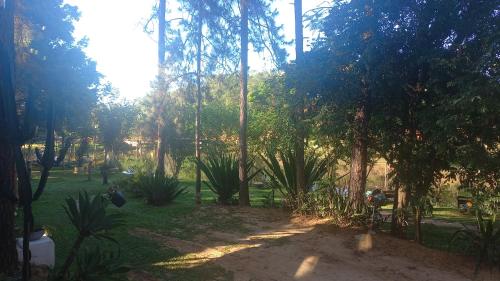 Chalé 1101 - Camping Carrion em Itu Em frente ao lago, Itu (Foto 3)