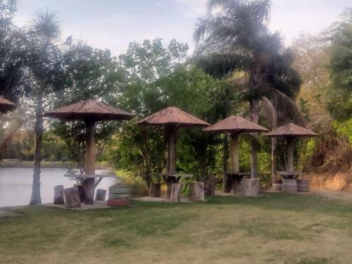 Chalé 1101 - Camping Carrion em Itu Em frente ao lago, Itu (Foto 10)