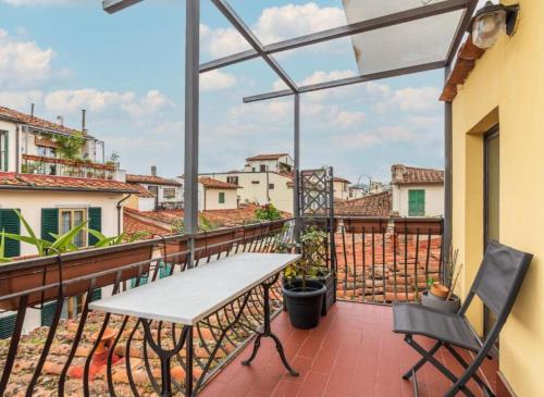 Numa Florence Palazzo Haggis Room Type - 1 Bedroom Apartment with Terrace - Duplex Numa Florence Palazzo Haggis Room Type - 1 Bedroom Apartment with Terrace - Duplex