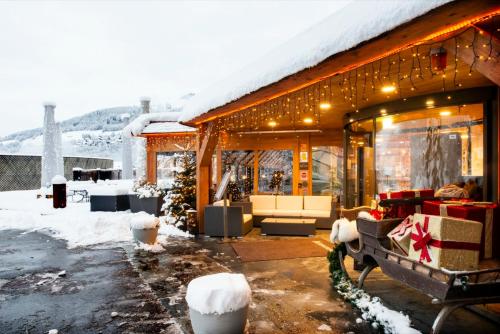 616403822 Hôtel Cailler & Bains de la Gruyère