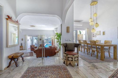 Casa Beatriz - Magnificent Villa - image 4