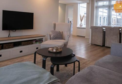 Julia's Holidayhome in เอกมอนด์ บินเนน