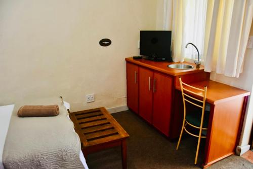 1 twin bed