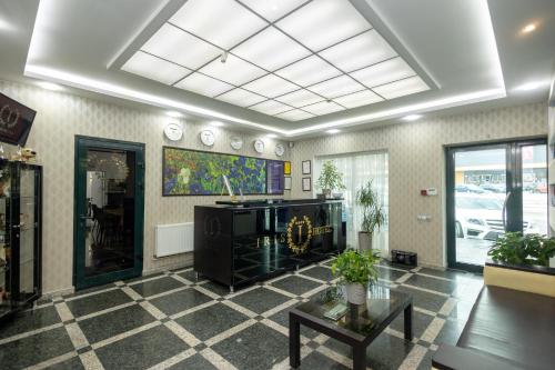 로비, IRIS Hotel in 키시나우